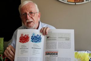 Eberhard Christof Grötzinger bei der Vorstellung des neuen Heimatblatt